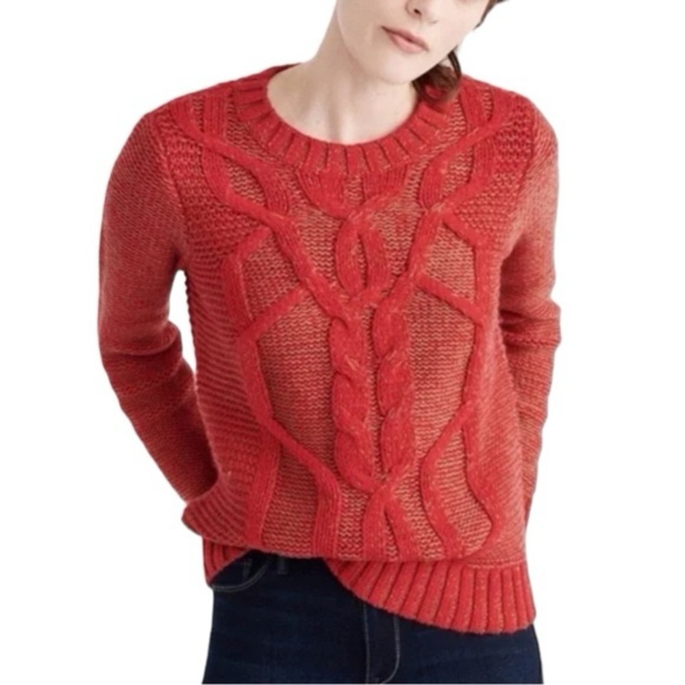 Abercrombie & Fitch Woman’s Red Cable Knit Long Sleeve Scoop Neck-Sweater Sz S